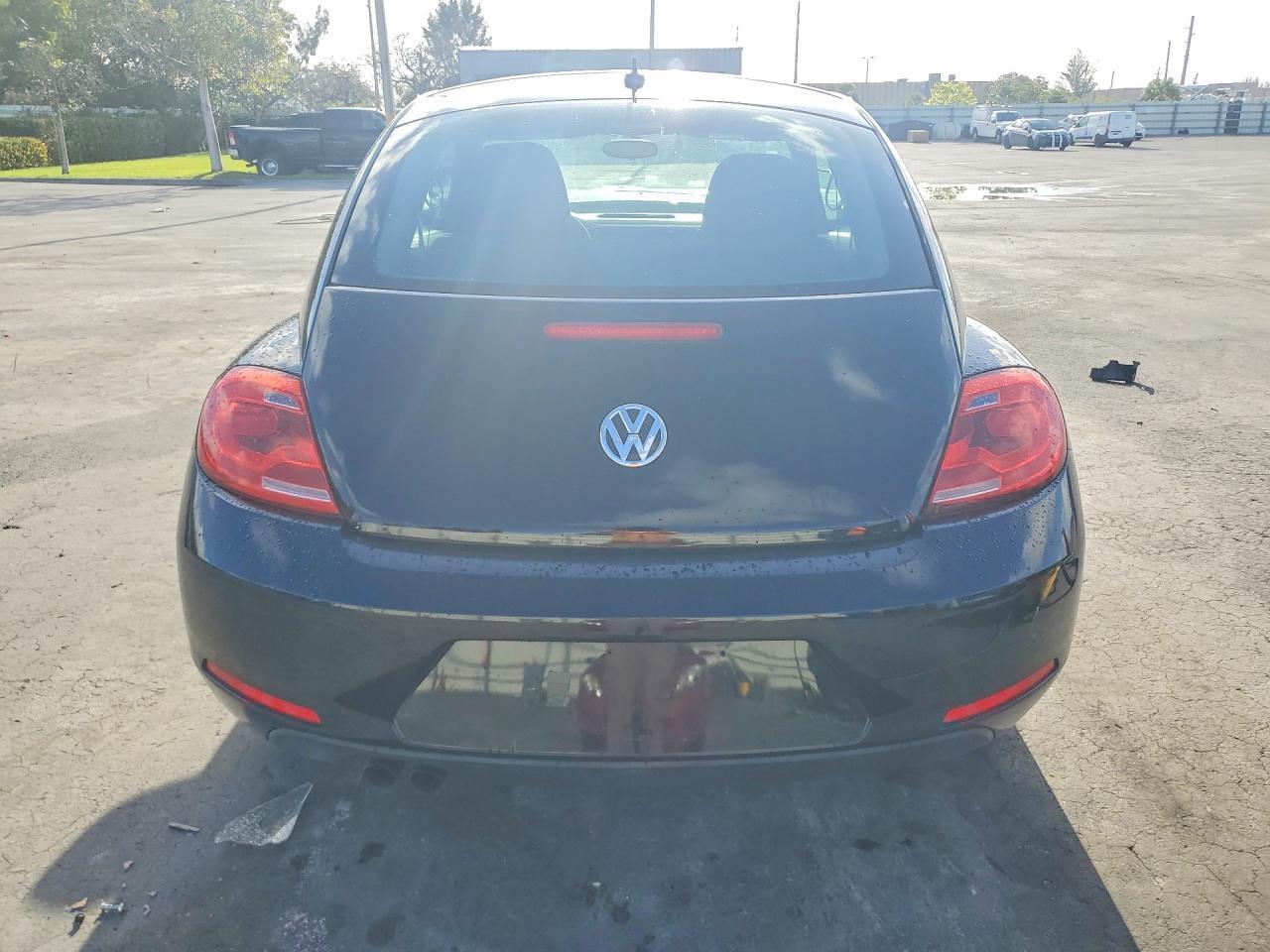 2014 Volkswagen Beetle - Фото 6