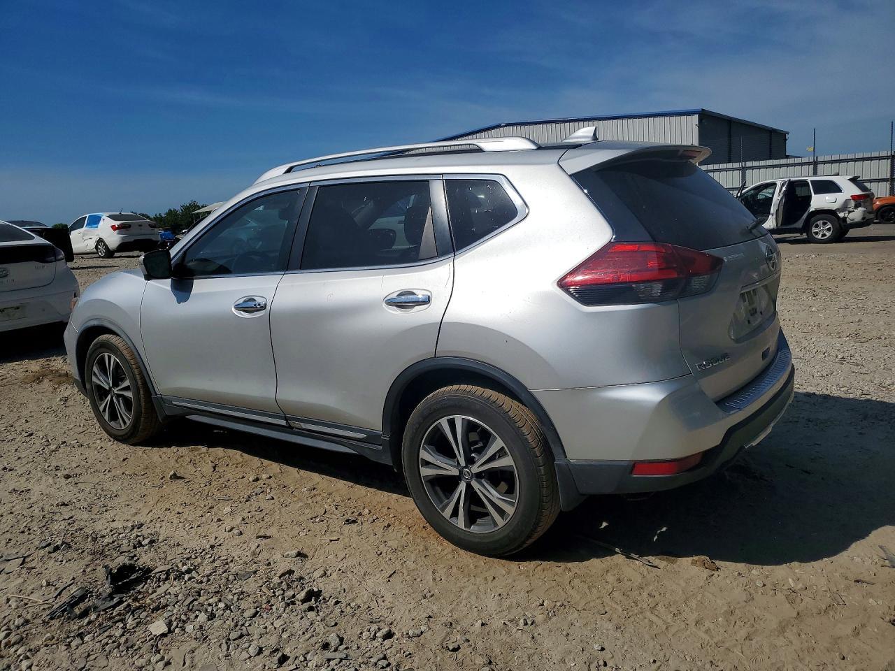 2017 Nissan Rogue Sl - Фото 2