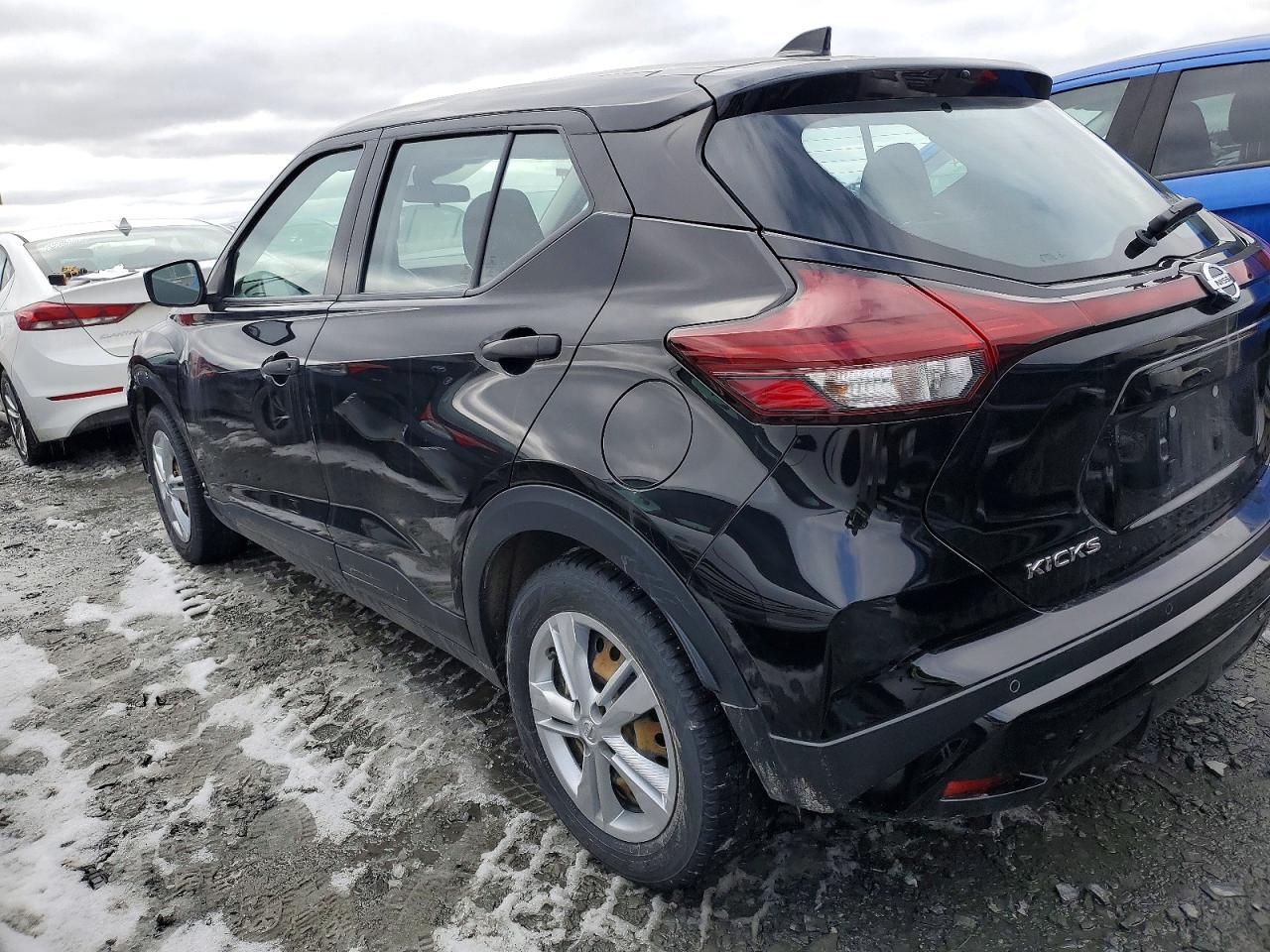 2021 Nissan Kicks S - Image 2
