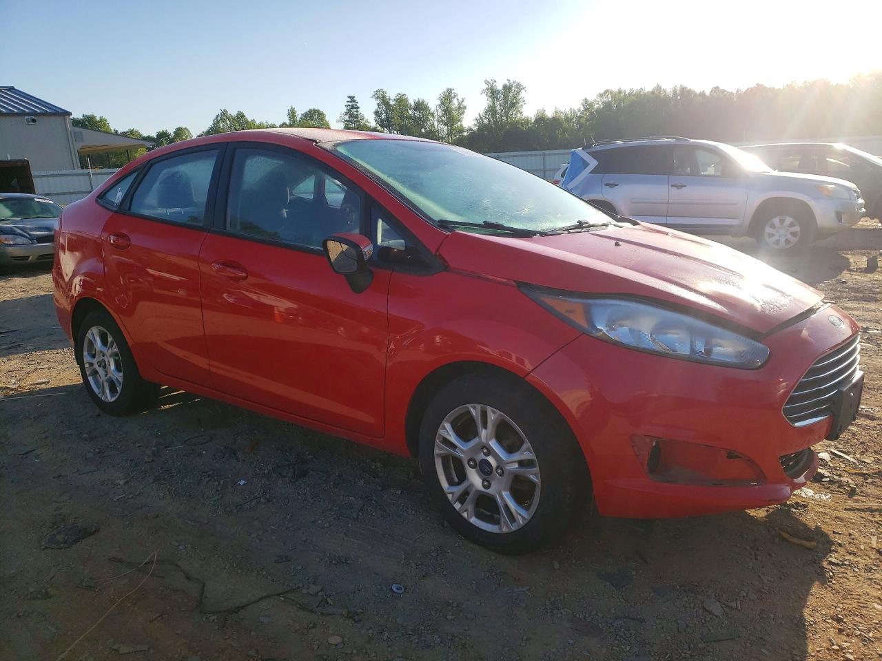 2015 Ford Fiesta Se - Image 4