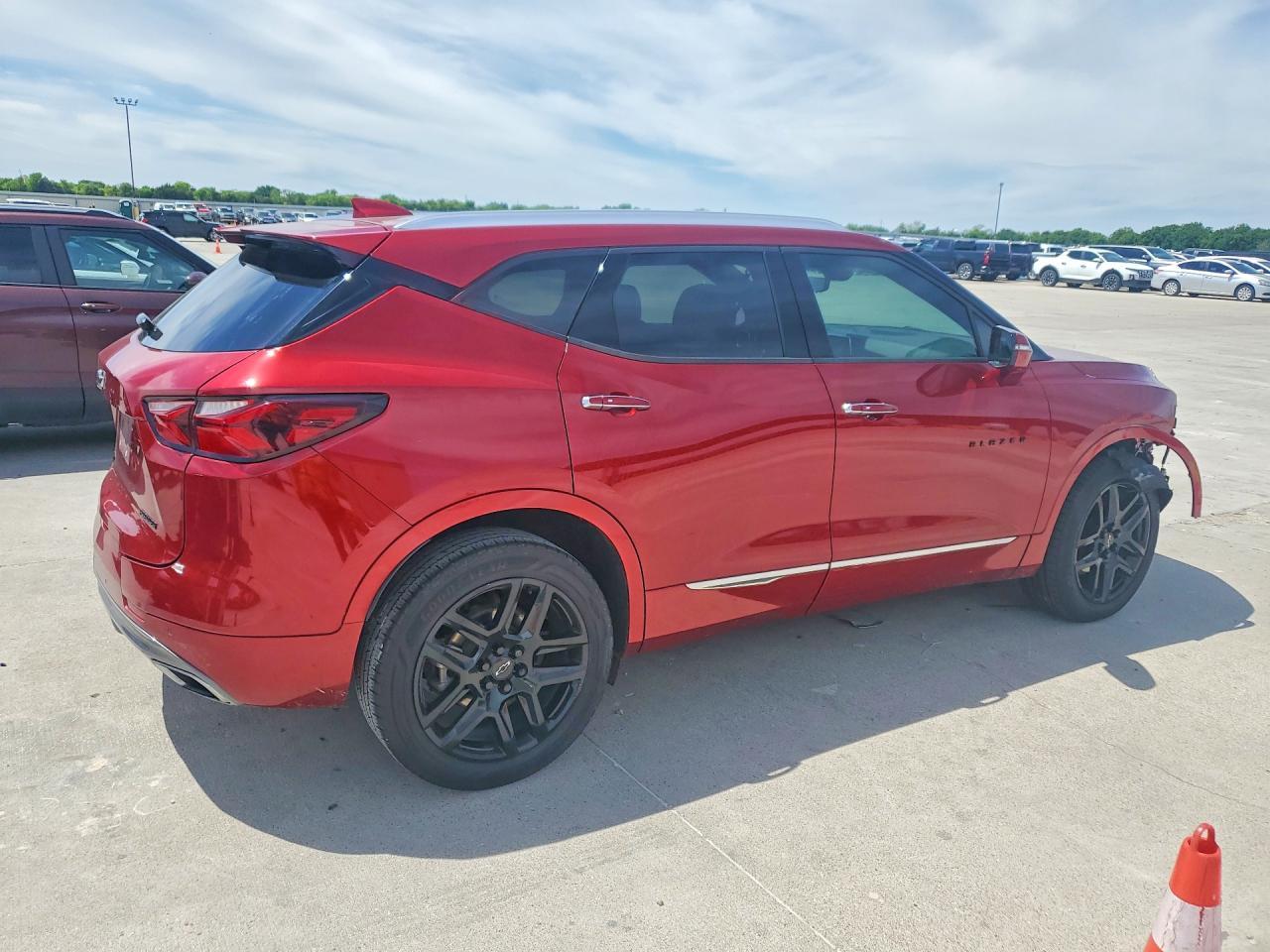 2021 Chevrolet Blazer Premier - Фото 3