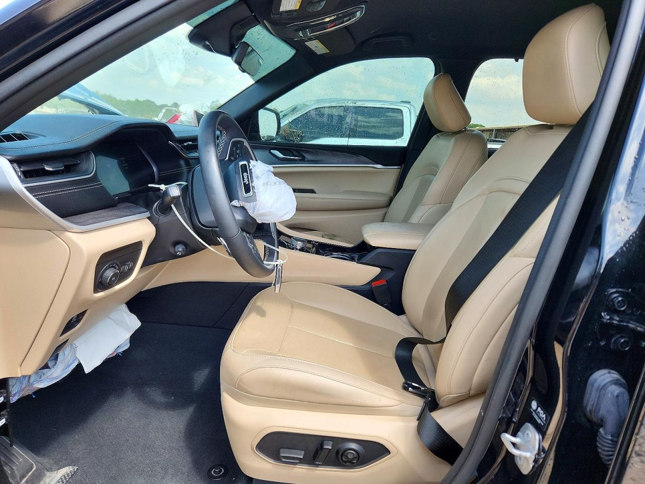 2023 Jeep Grand Cherokee Limited - Image 7