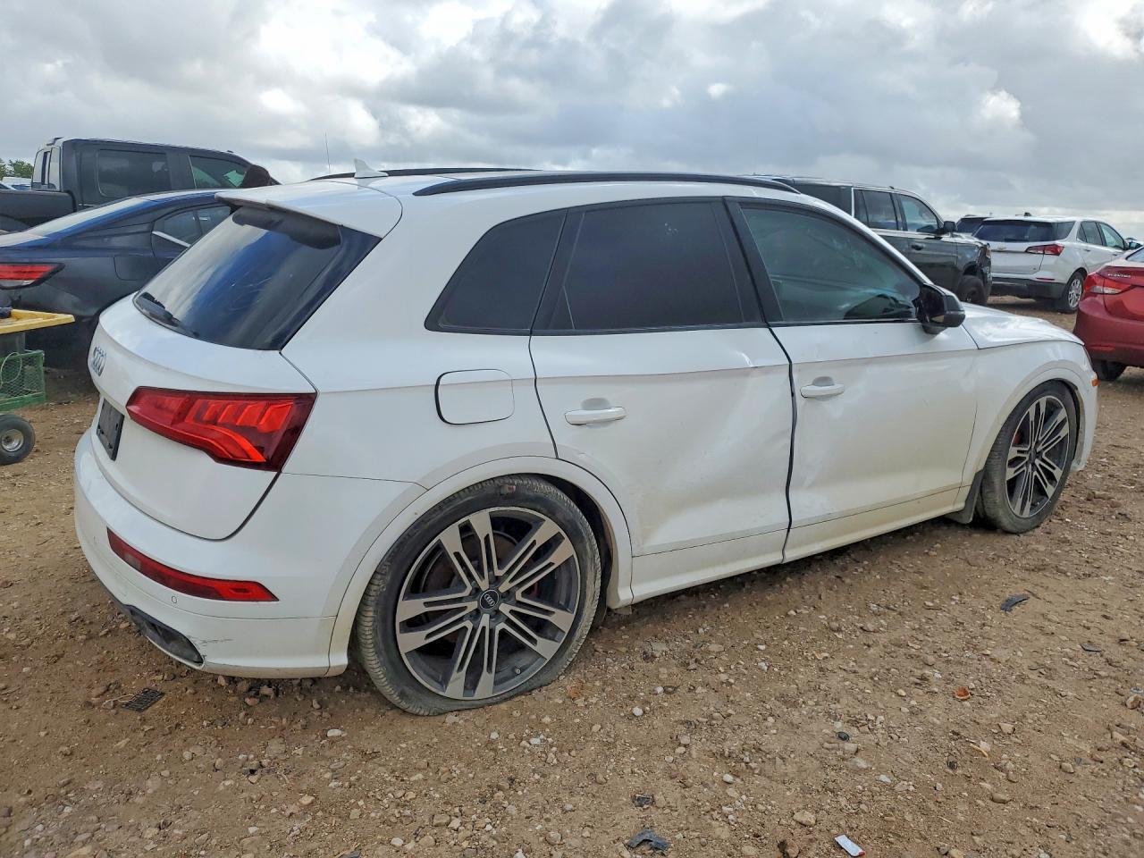 2019 Audi Sq5 Premium Plus - Image 3