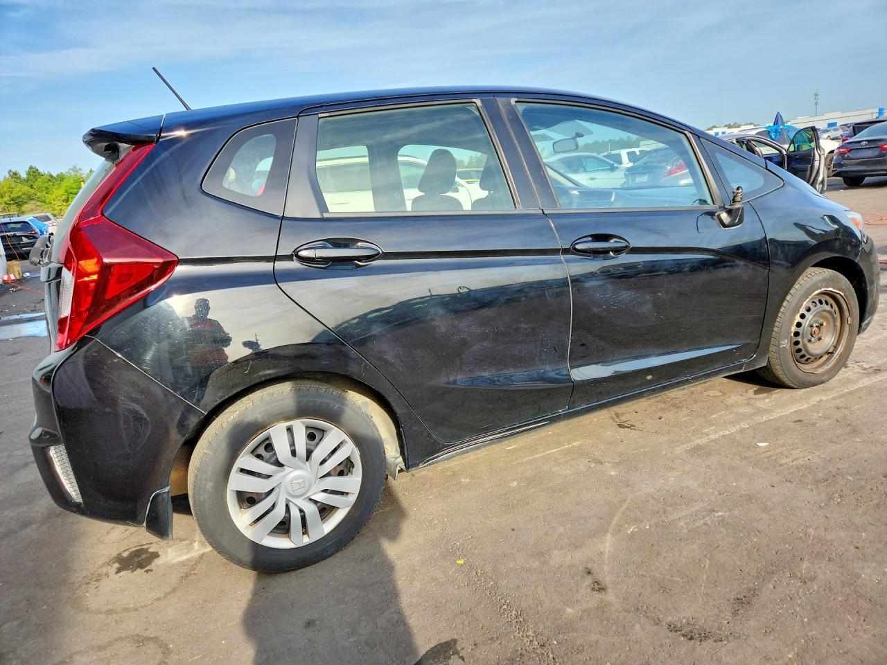 2016 Honda Fit Lx - Image 3