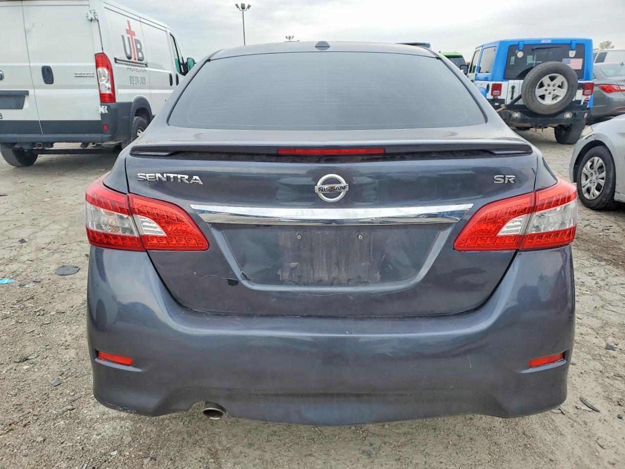 2015 Nissan Sentra - Image 6