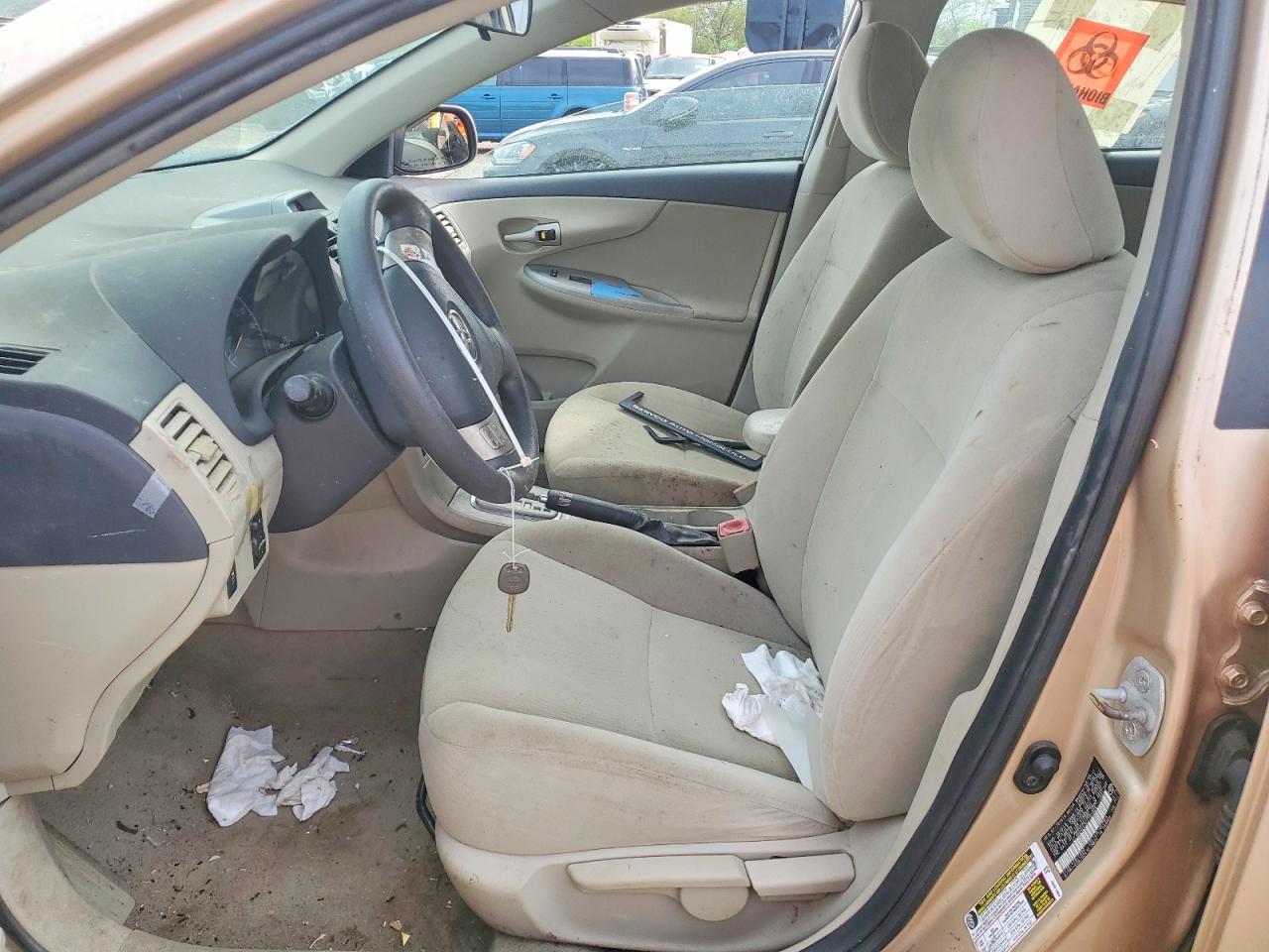 2012 Toyota Corolla L - Фото 7