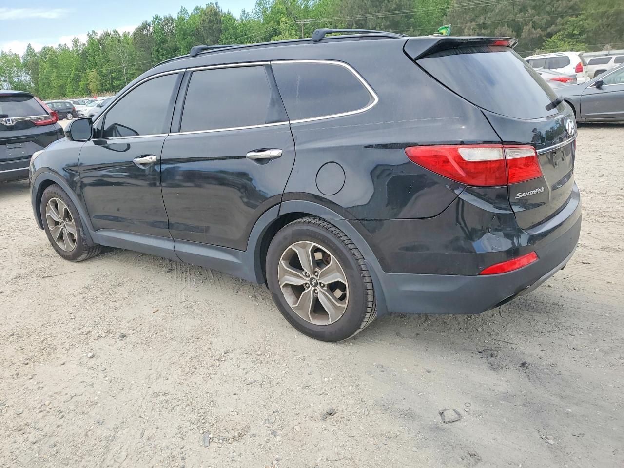 2013 Hyundai Santa Fe Gls - Image 2