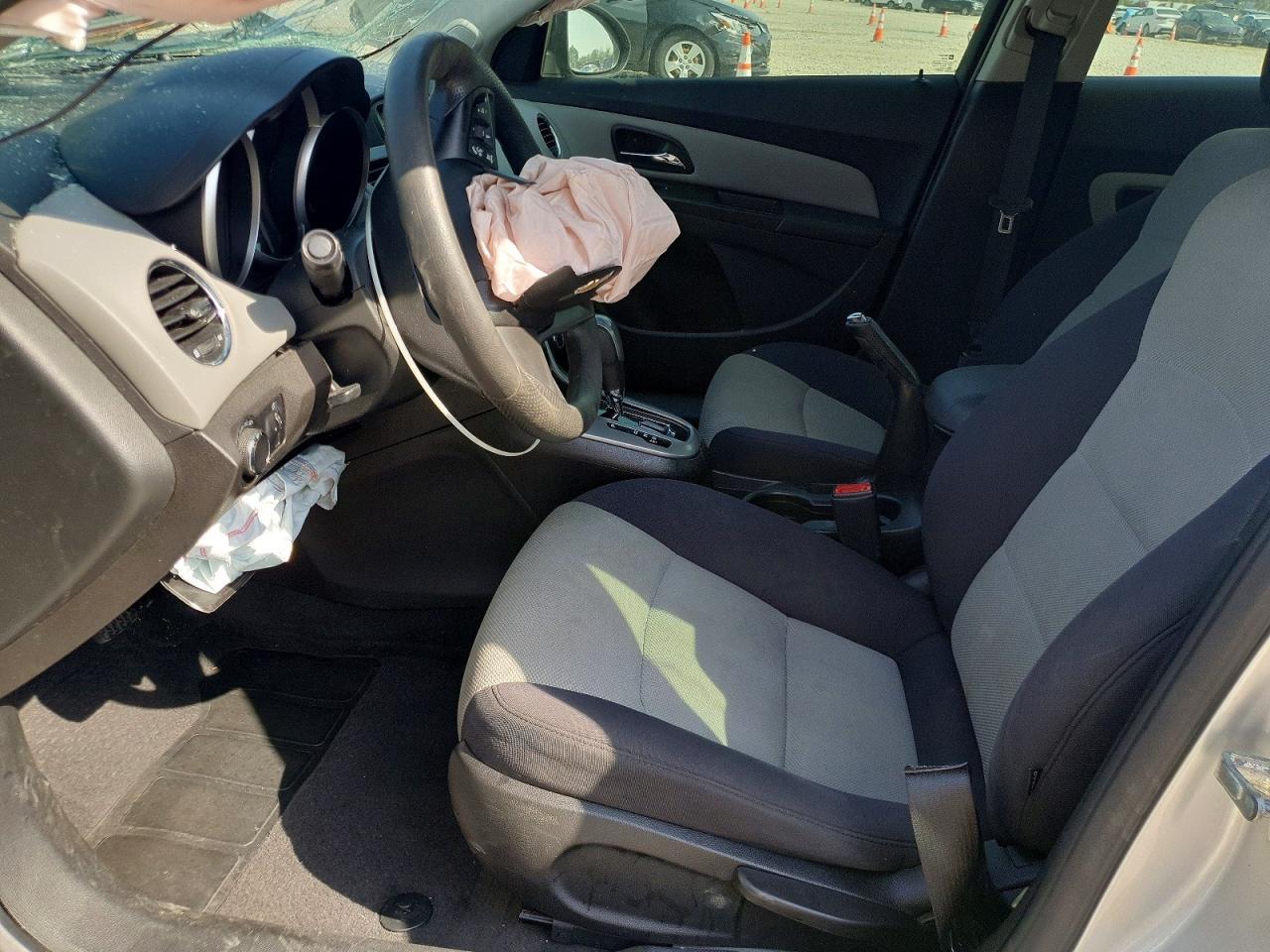 2012 Chevrolet Cruze Ls - Фото 7