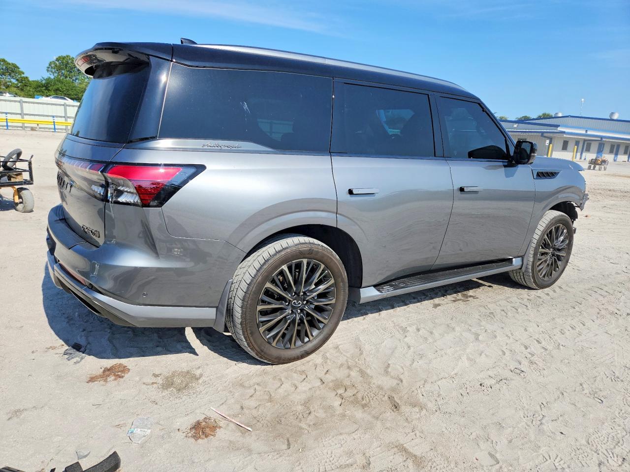 2026 Infiniti Qx80 Autograph - Фото 3