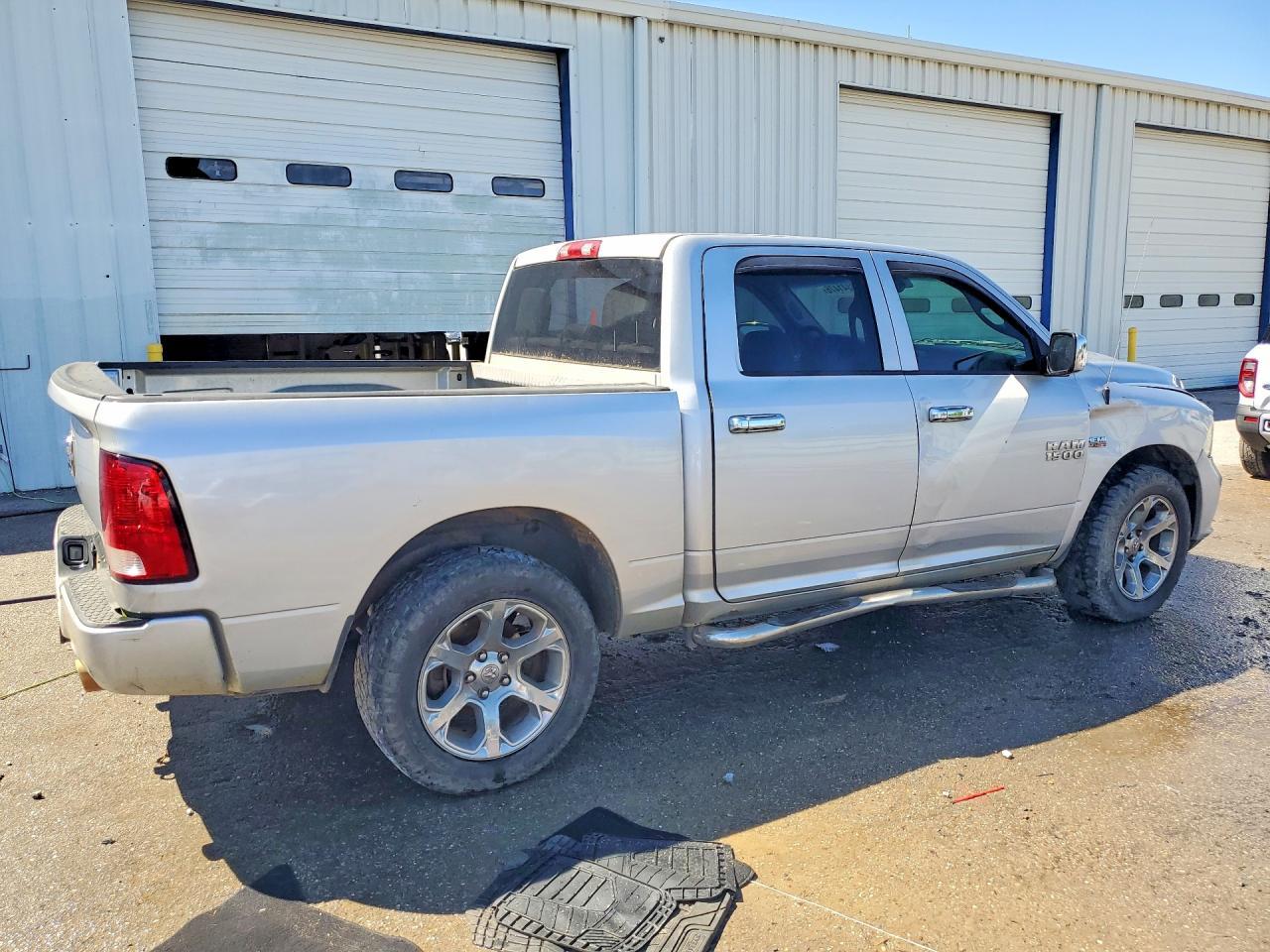2015 Ram 1500 St - Image 3