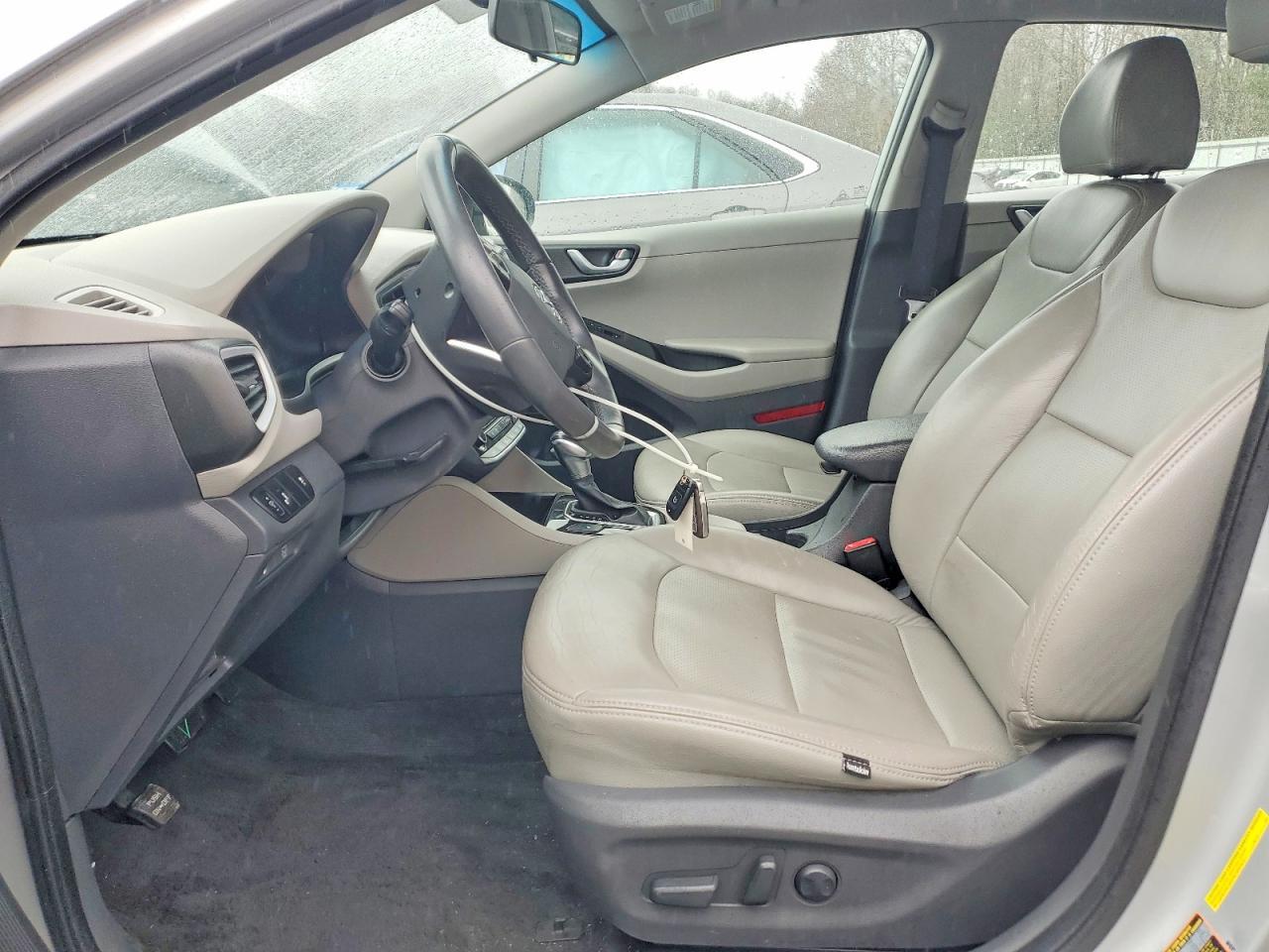 2017 Hyundai Ioniq Hybrid Sel - Фото 7