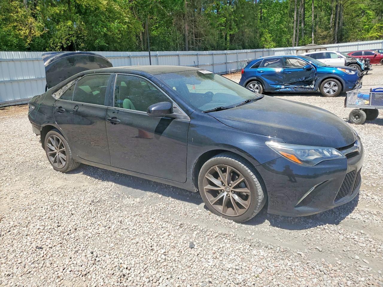 2017 Toyota Camry Xse V6 - Фото 4