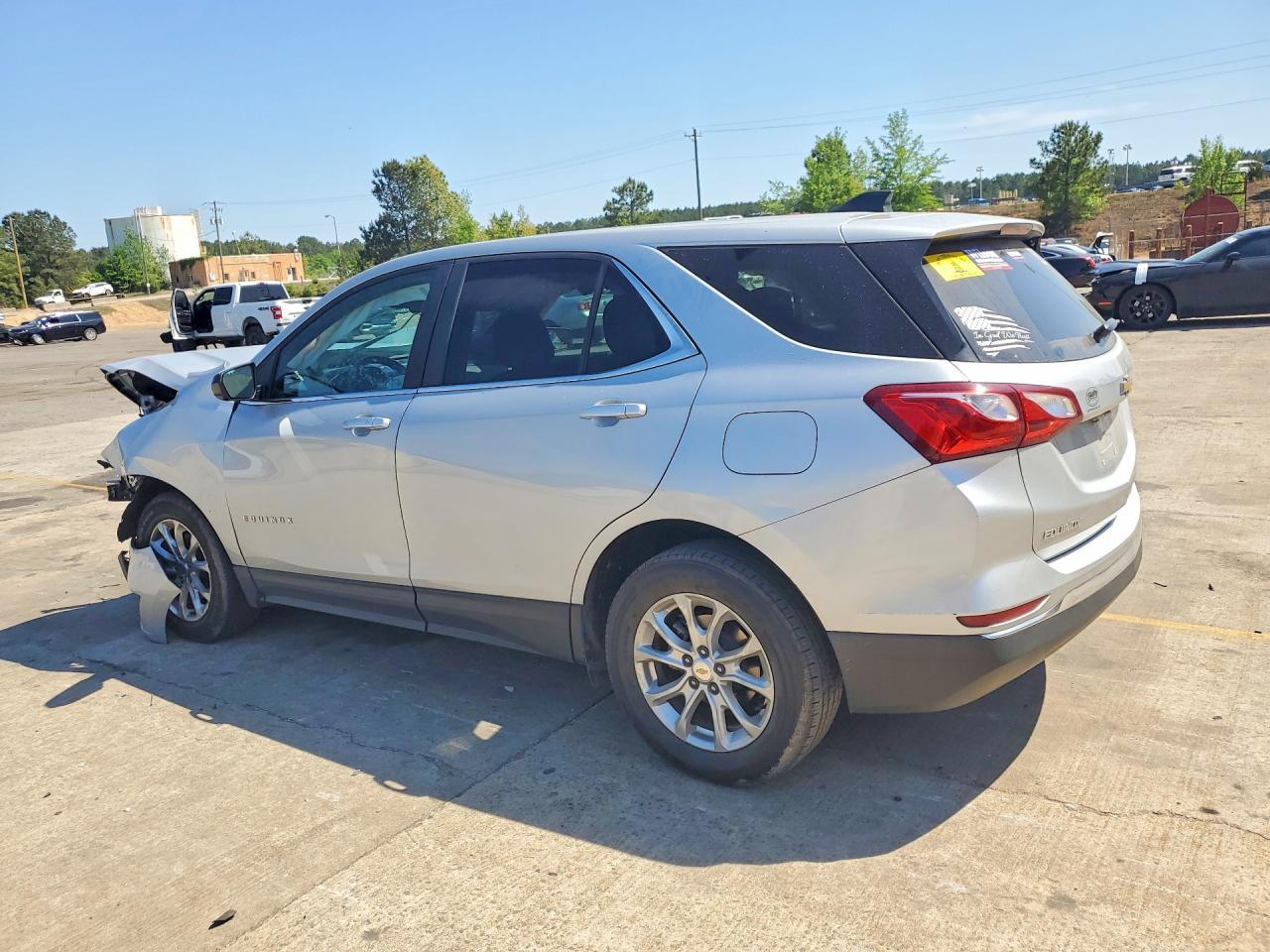 2021 Chevrolet Equinox Lt - Фото 2