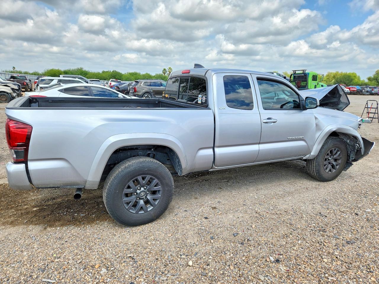 2022 Toyota Tacoma Sr5 V6 - Фото 3