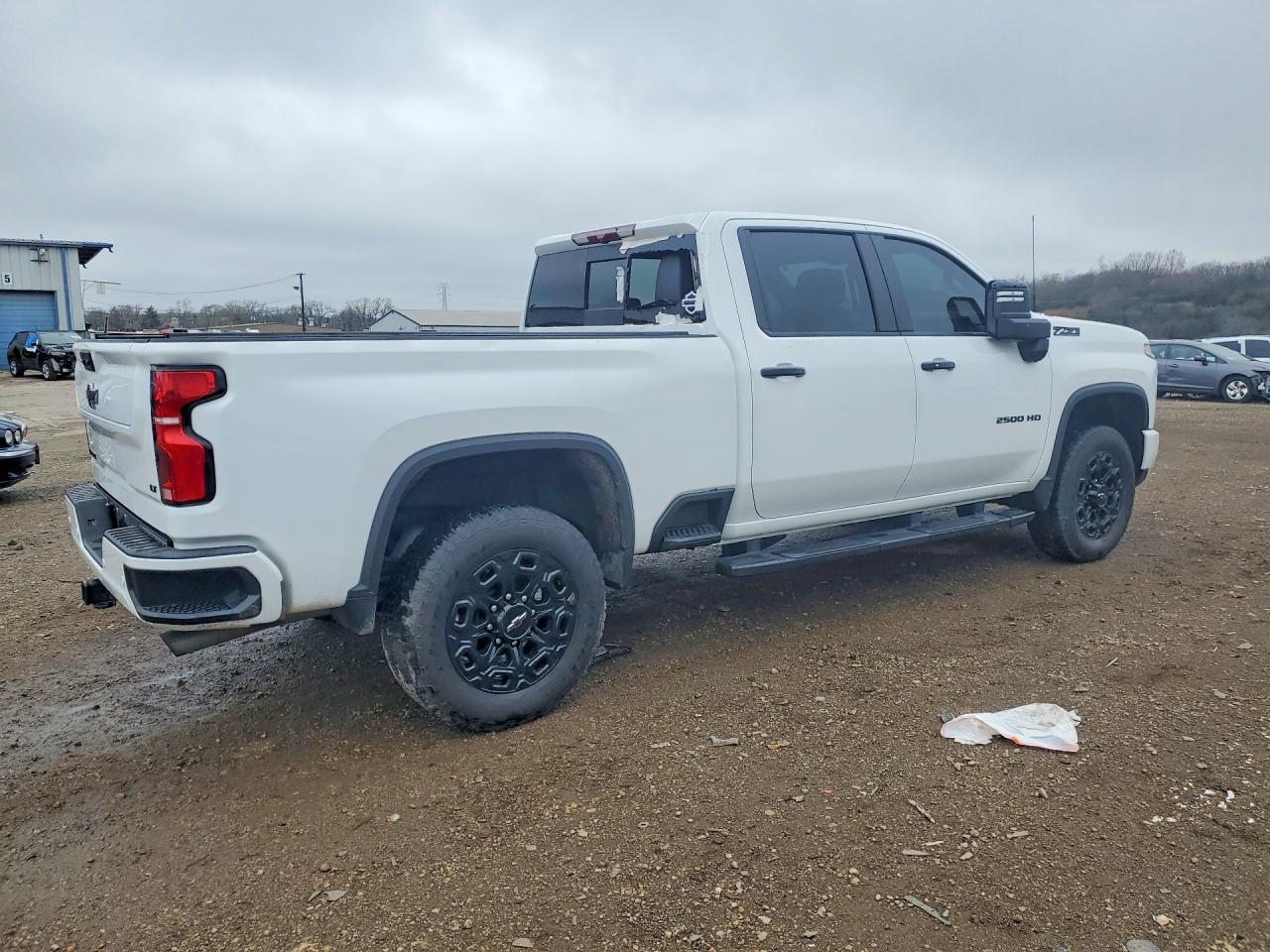 2024 Chevrolet Silverado K2500 Heavy Duty Lt - Image 3