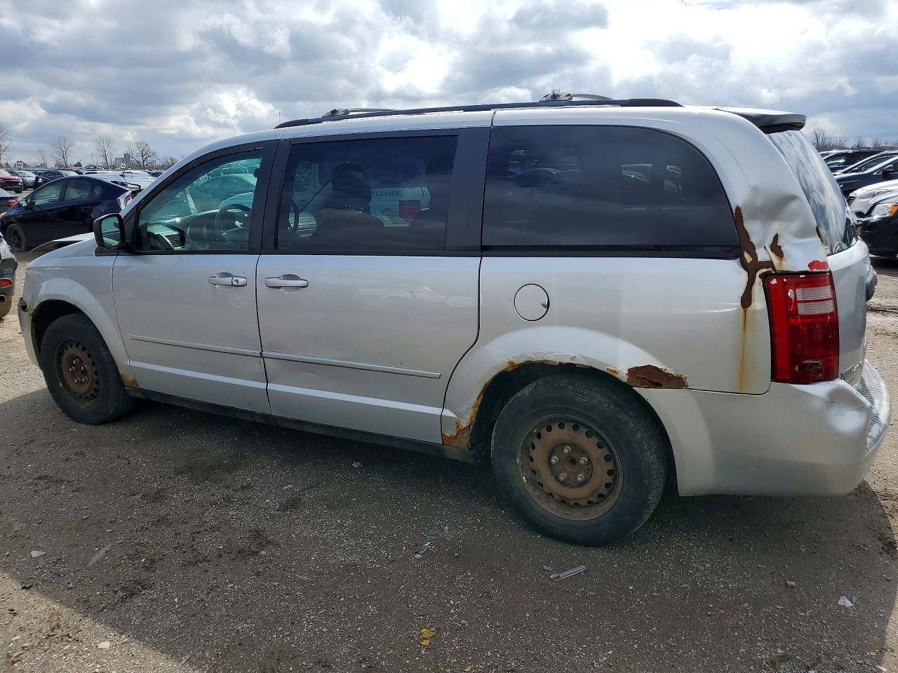 2008 Dodge Grand Caravan Se - Фото 2