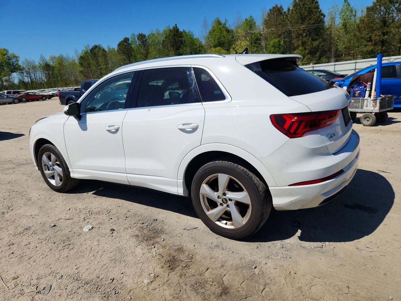 2021 Audi Q3 Premium 40 - Фото 2