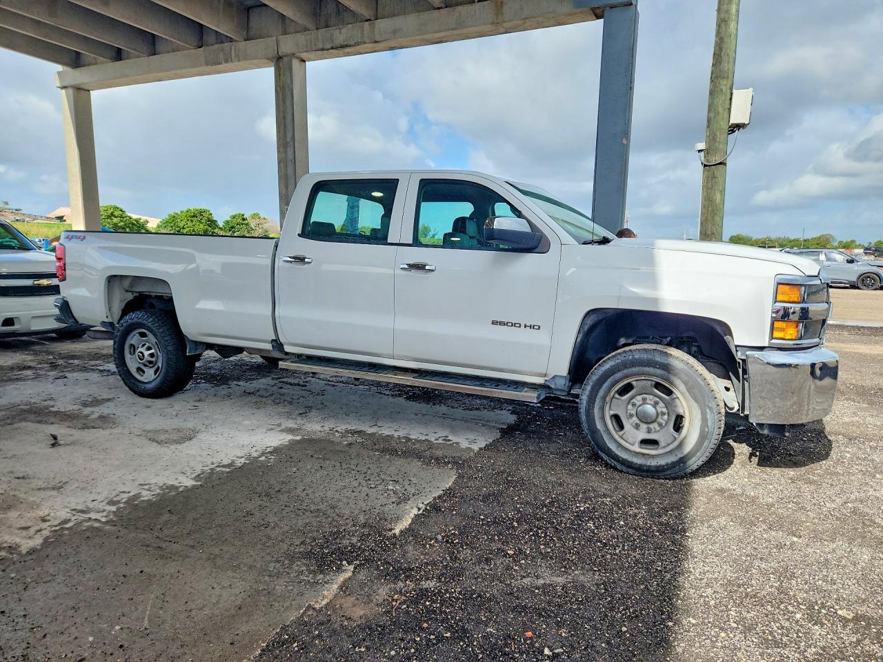 2018 Chevrolet Silverado K2500 Heavy Duty - Фото 4