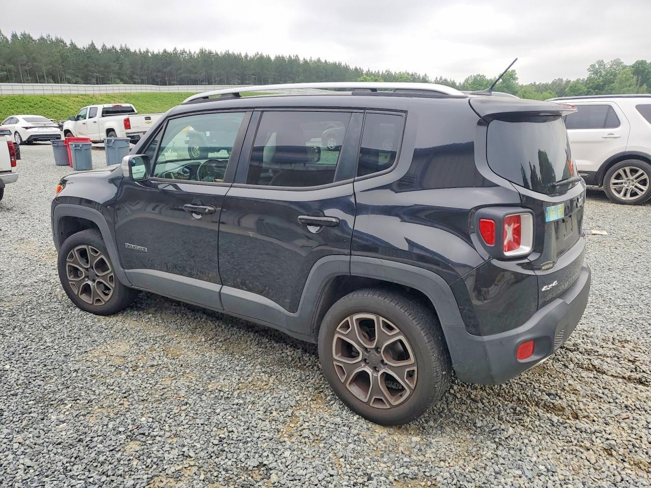 2016 Jeep Renegade Limited - Фото 2