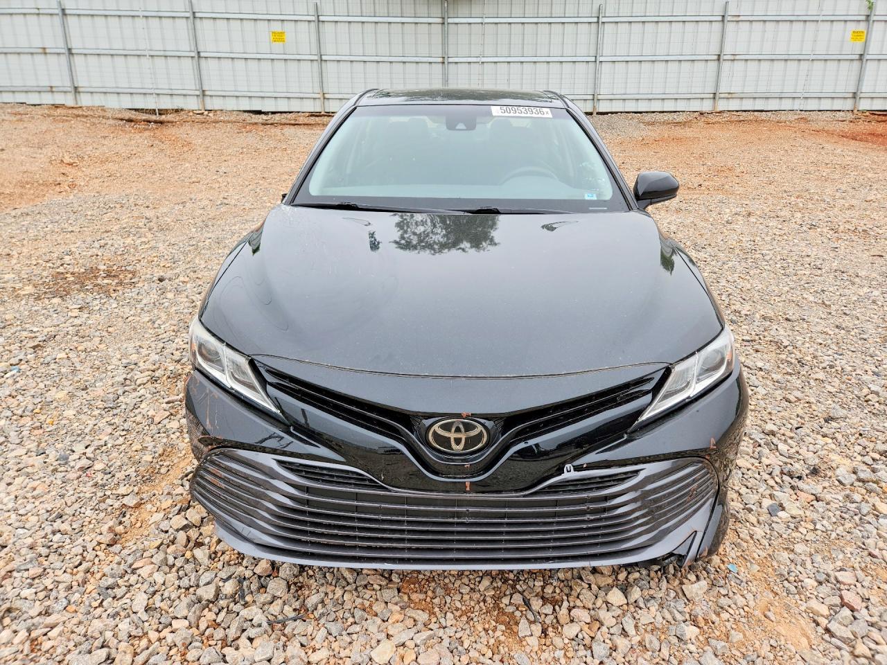2018 Toyota Camry Le - Image 5