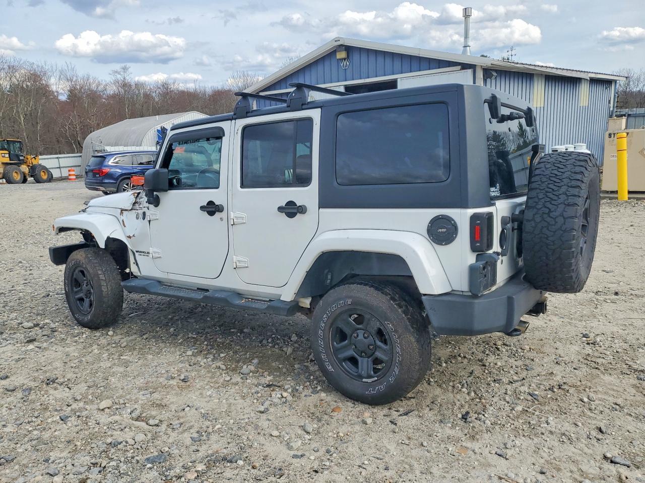2012 Jeep Wrangler Unlimited Sahara - Фото 2