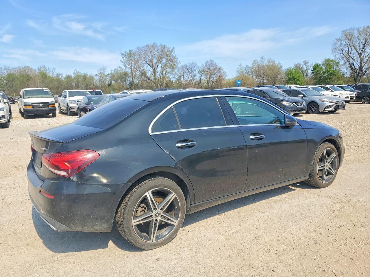 2019 Mercedes-Benz A 220 4Matic - Фото 3