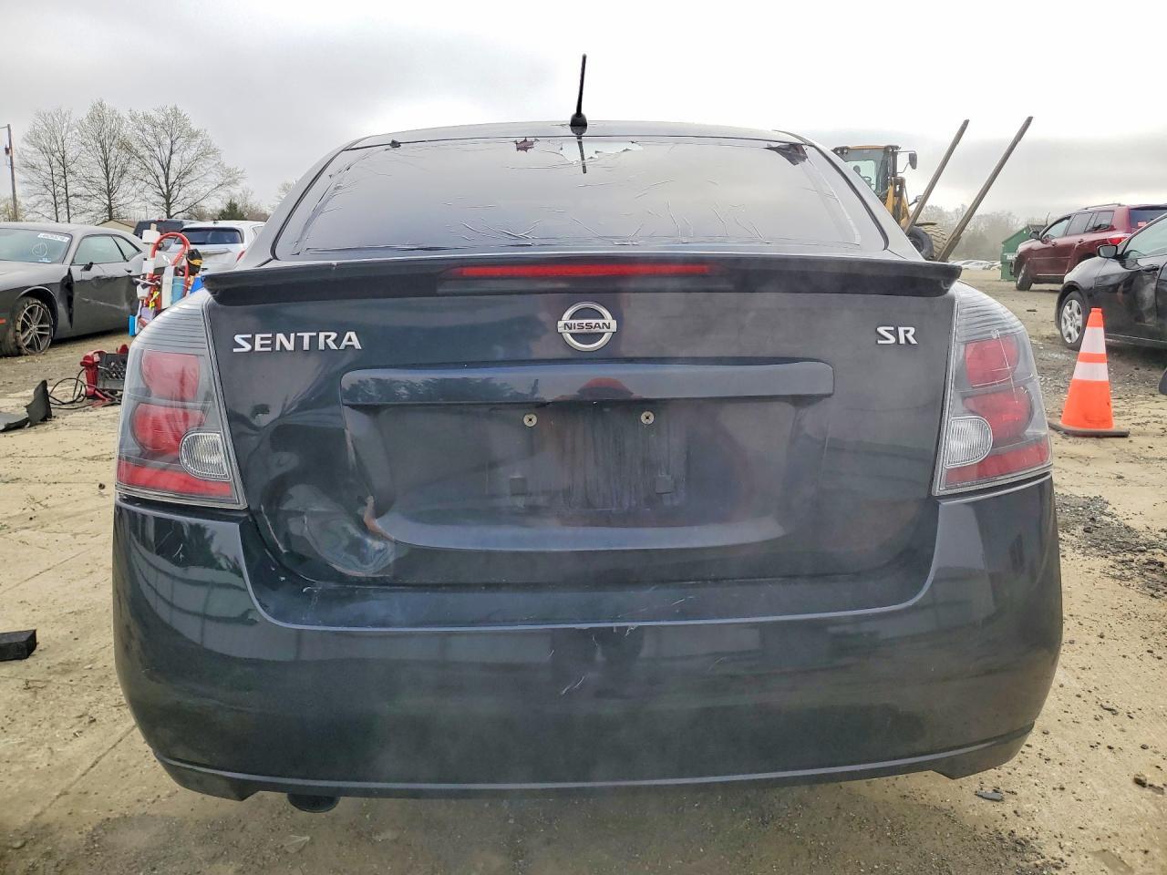 2010 Nissan Sentra 2.0 - Фото 6