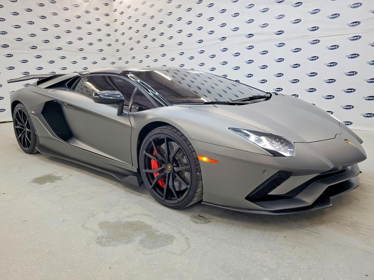 2019 Lamborghini Aventador S - Фото 4