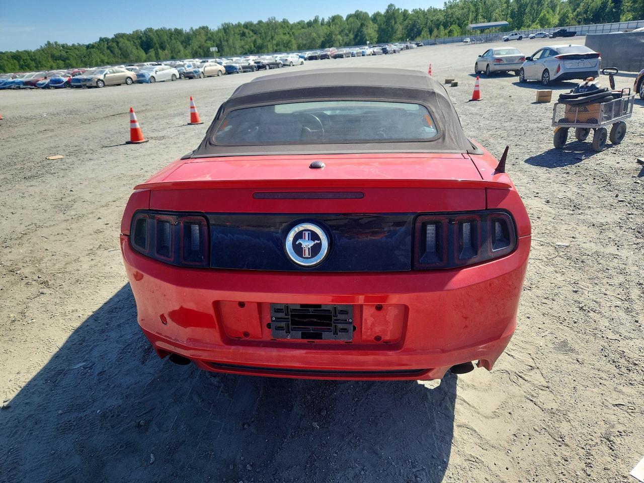 2013 Ford Mustang - Image 6
