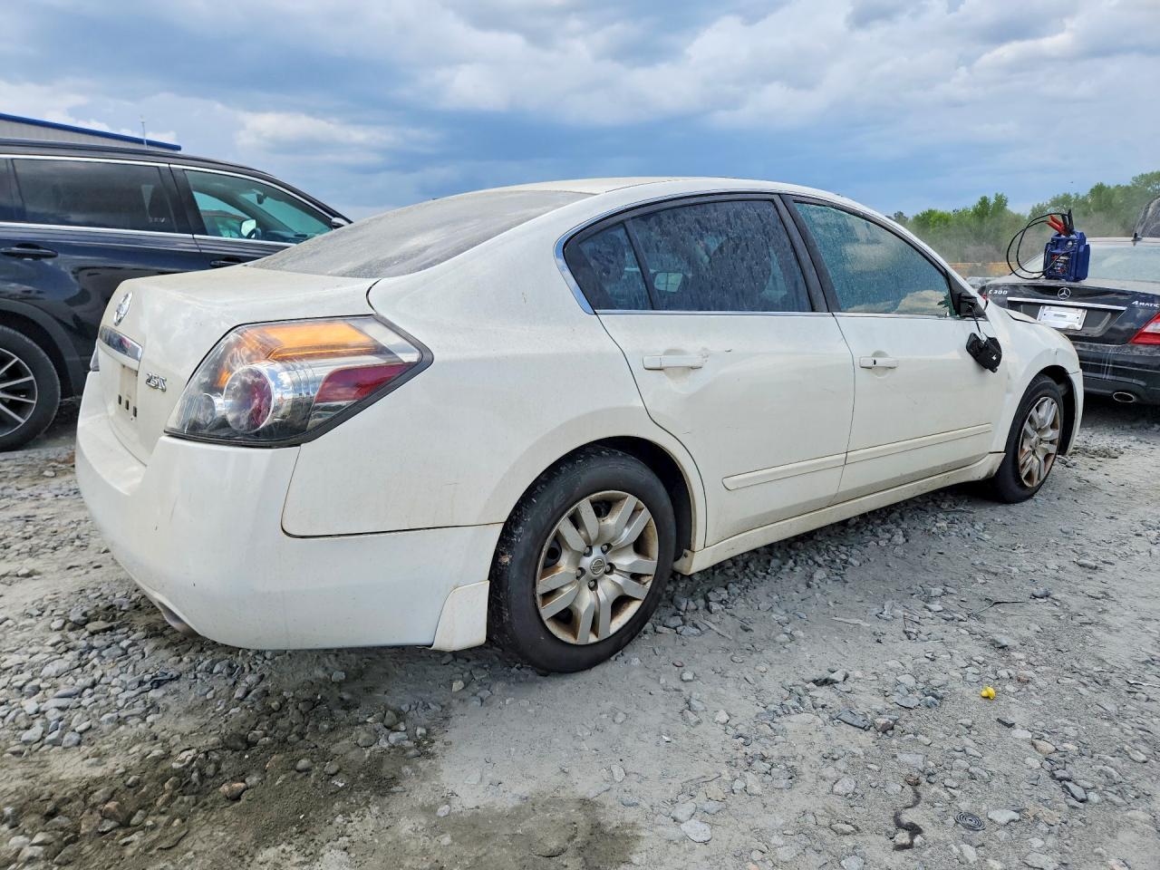 2009 Nissan Altima 2.5 - Фото 3