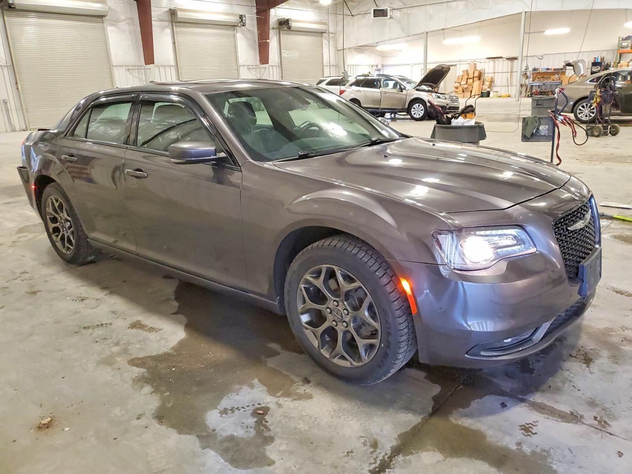 2015 Chrysler 300 S - Фото 4