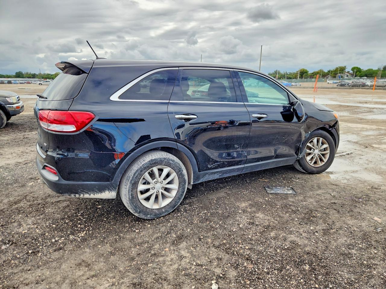 2016 Kia Sorento L - Фото 3