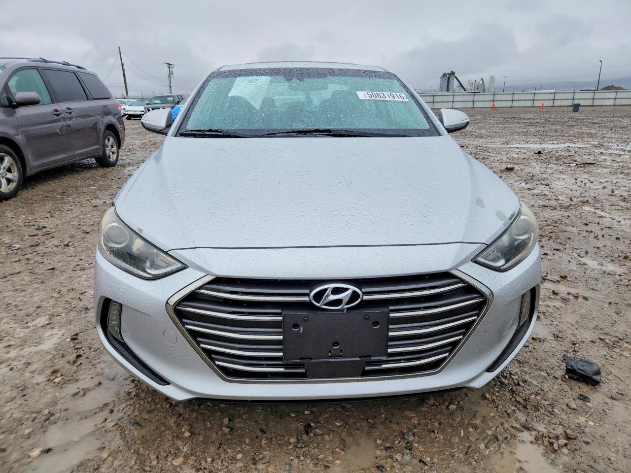 2017 Hyundai Elantra Limited - Image 5