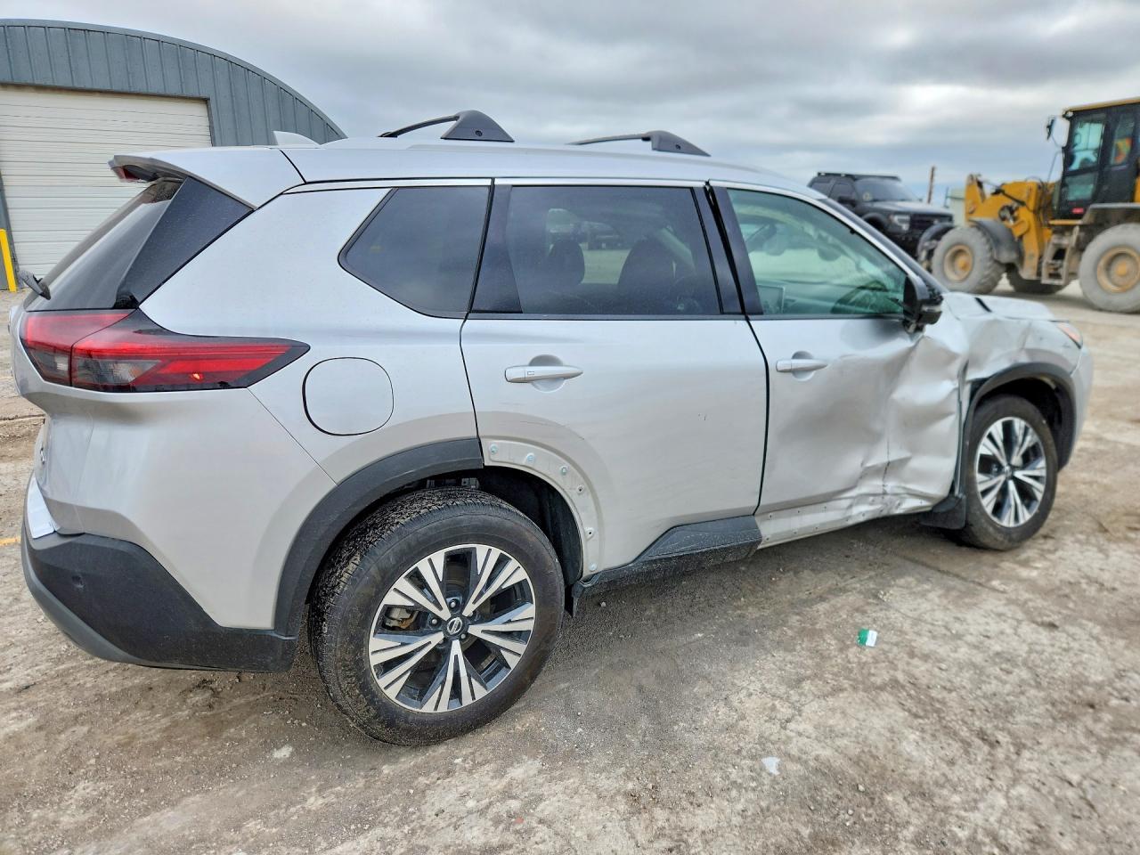 2021 Nissan Rogue Sv - Фото 3