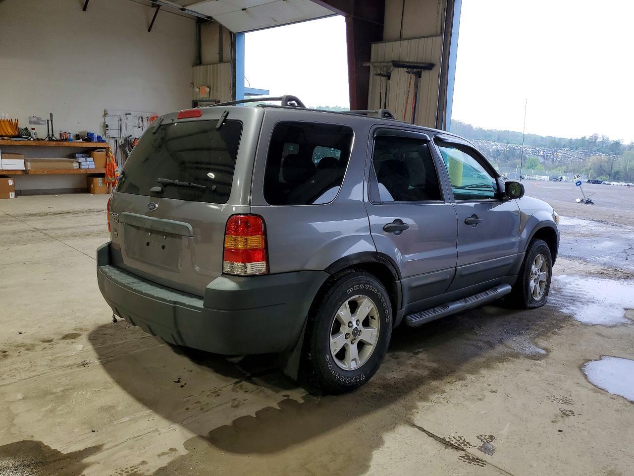 2007 Ford Escape Xlt - Image 3