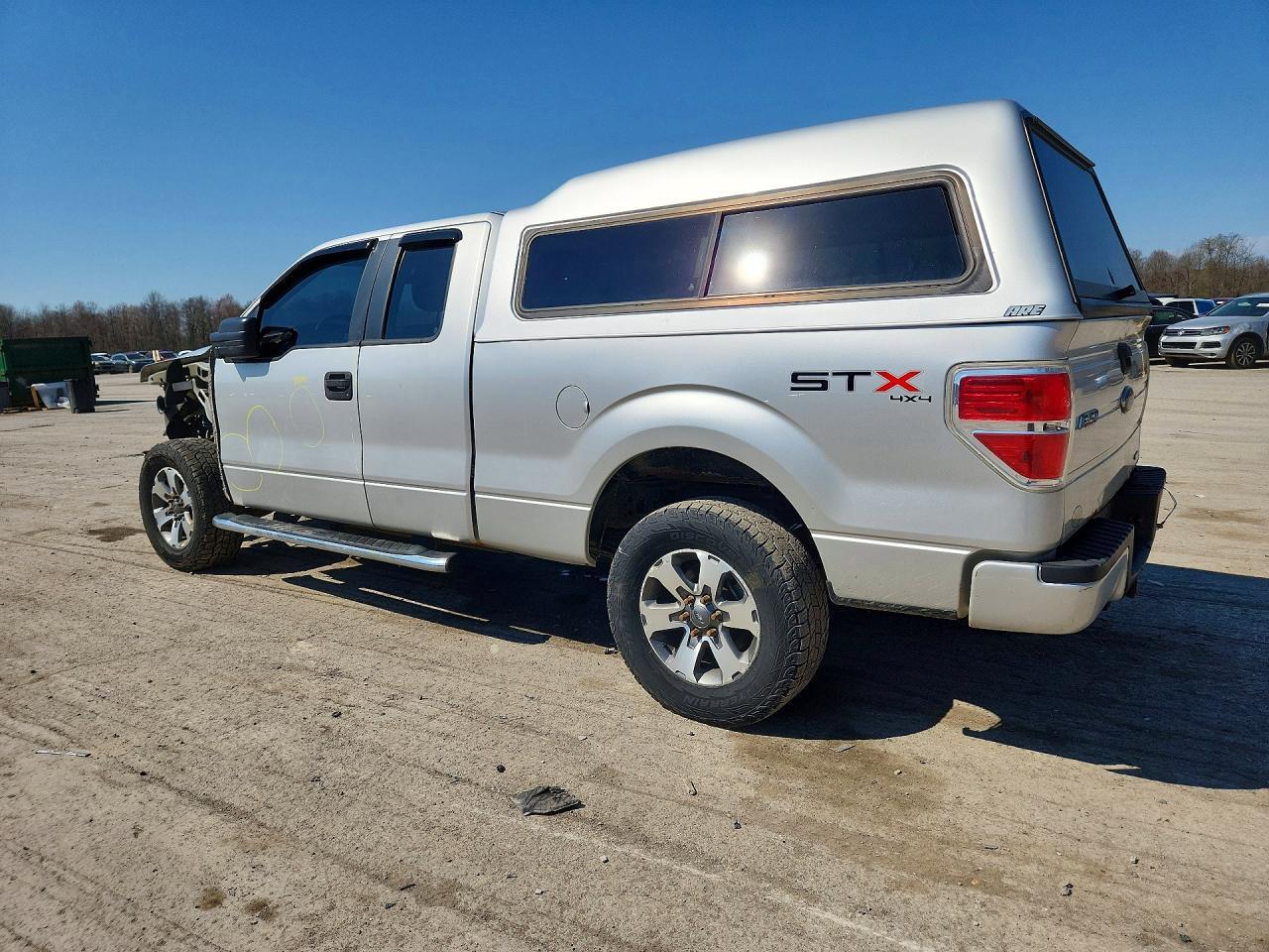 2013 Ford F150 Super Cab - Image 2