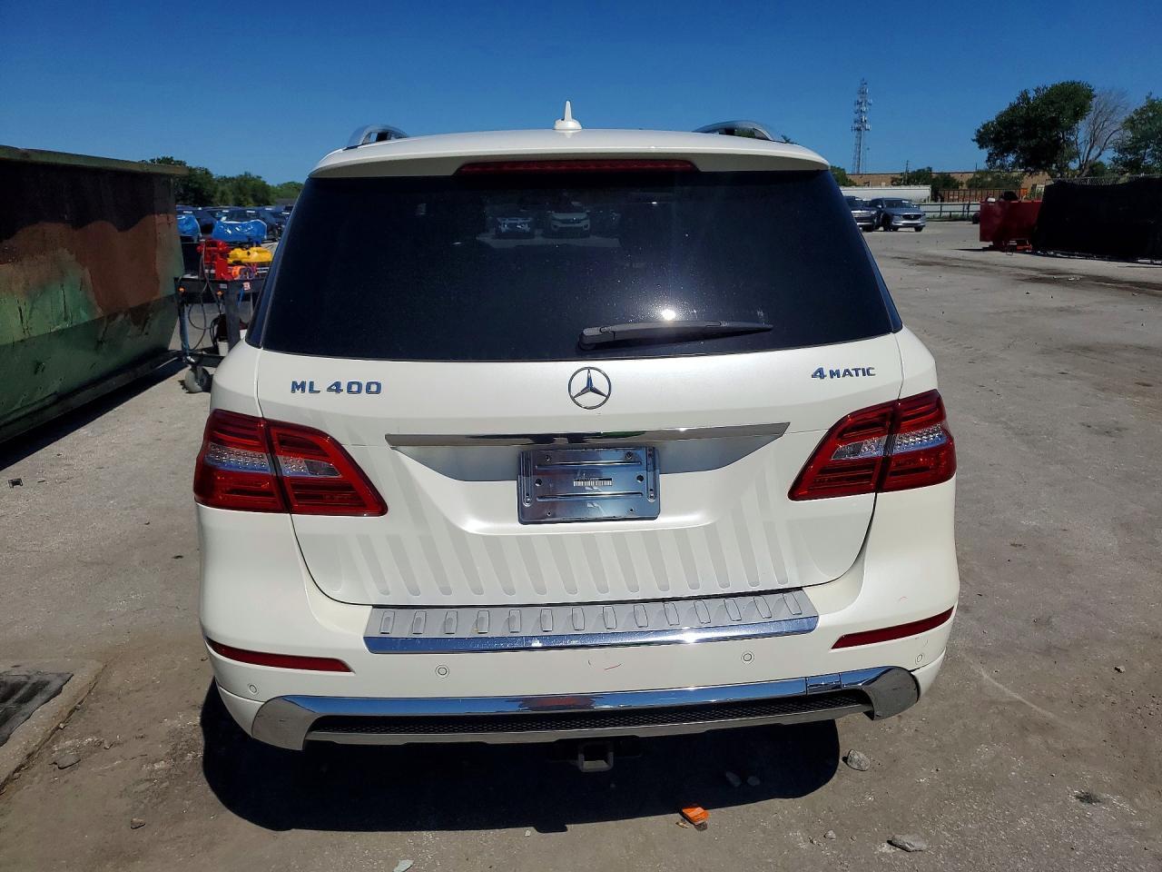 2015 Mercedes-Benz Ml 400 4Matic - Image 6