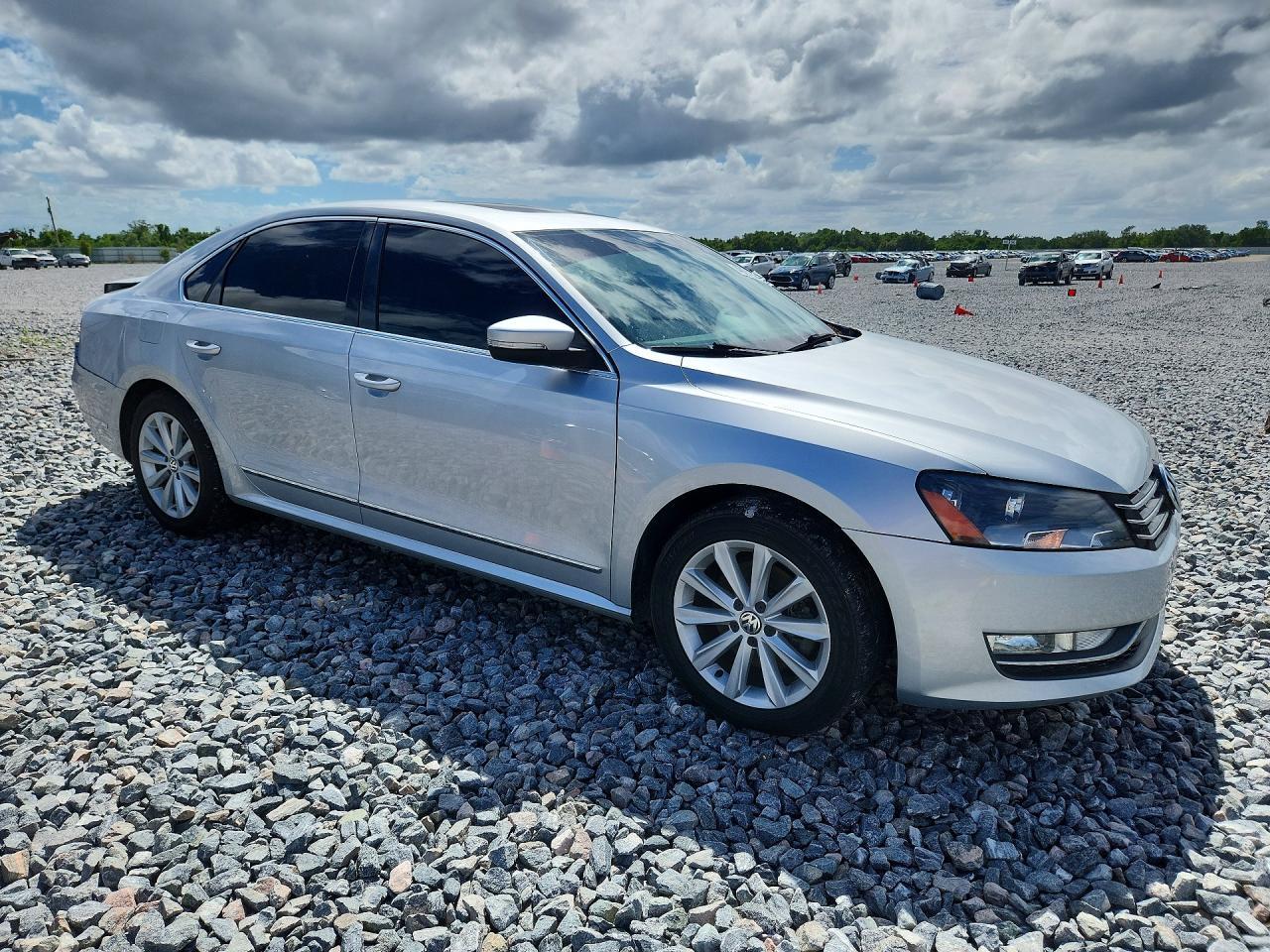 2013 Volkswagen Passat Sel - Фото 4