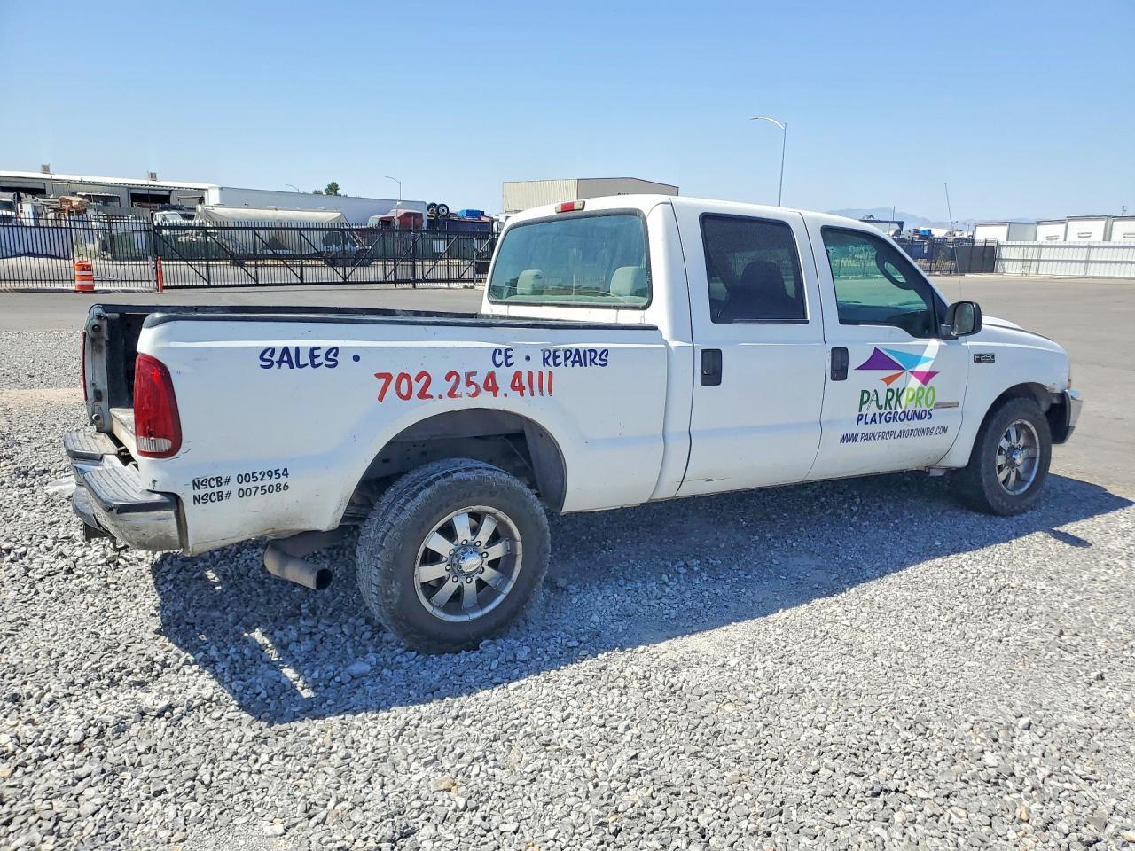 2004 Ford F250 Super Duty - Image 3