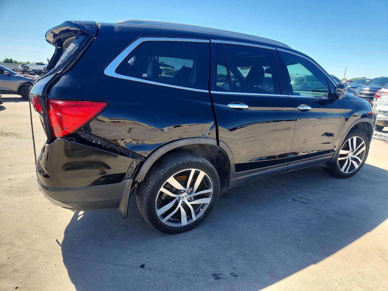 2016 Honda Pilot Touring - Фото 3