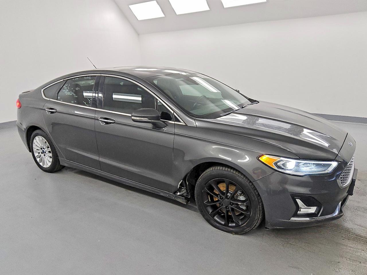 2019 Ford Fusion Titanium - Фото 4