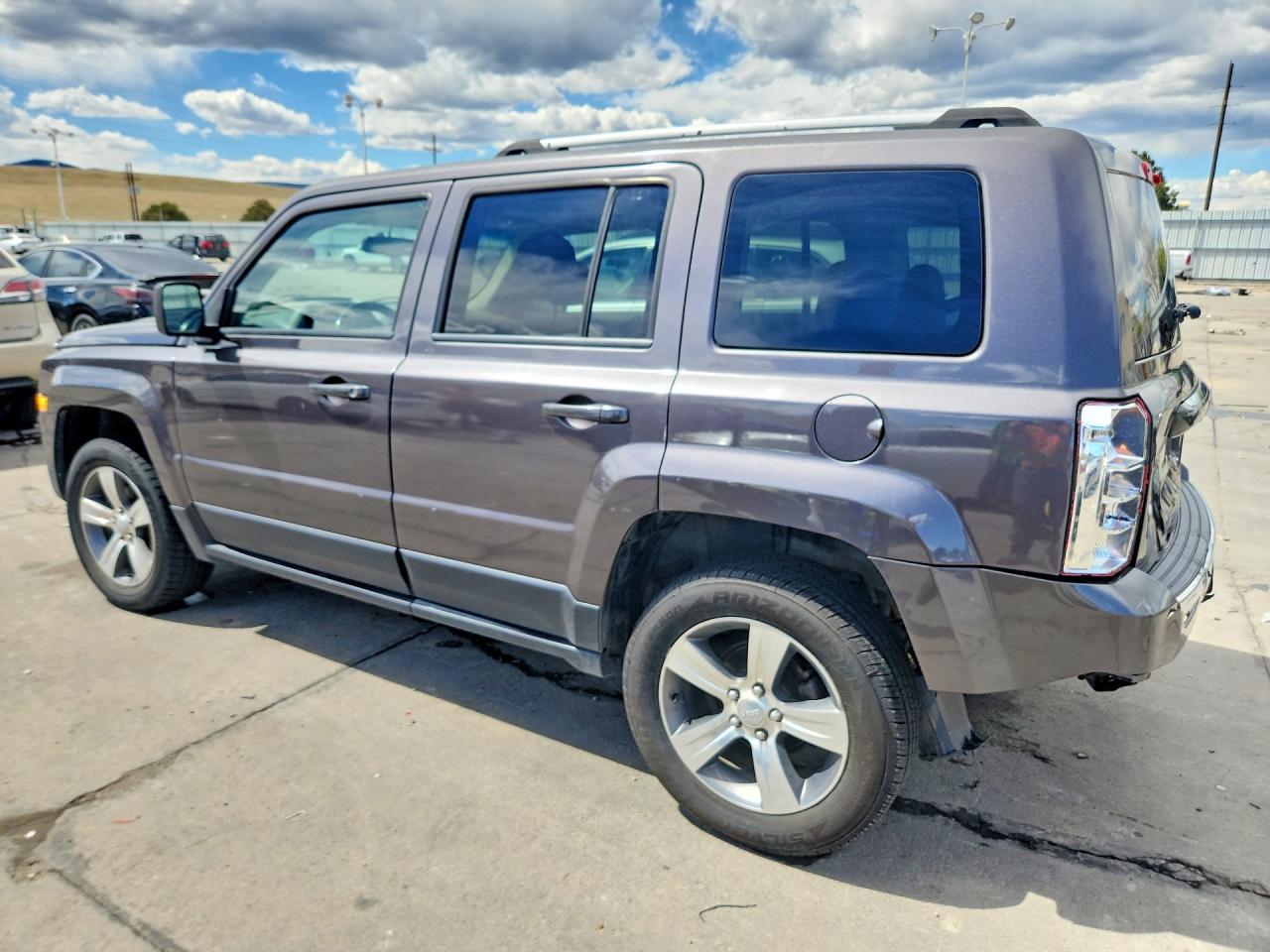 2017 Jeep Patriot Latitude - Image 2