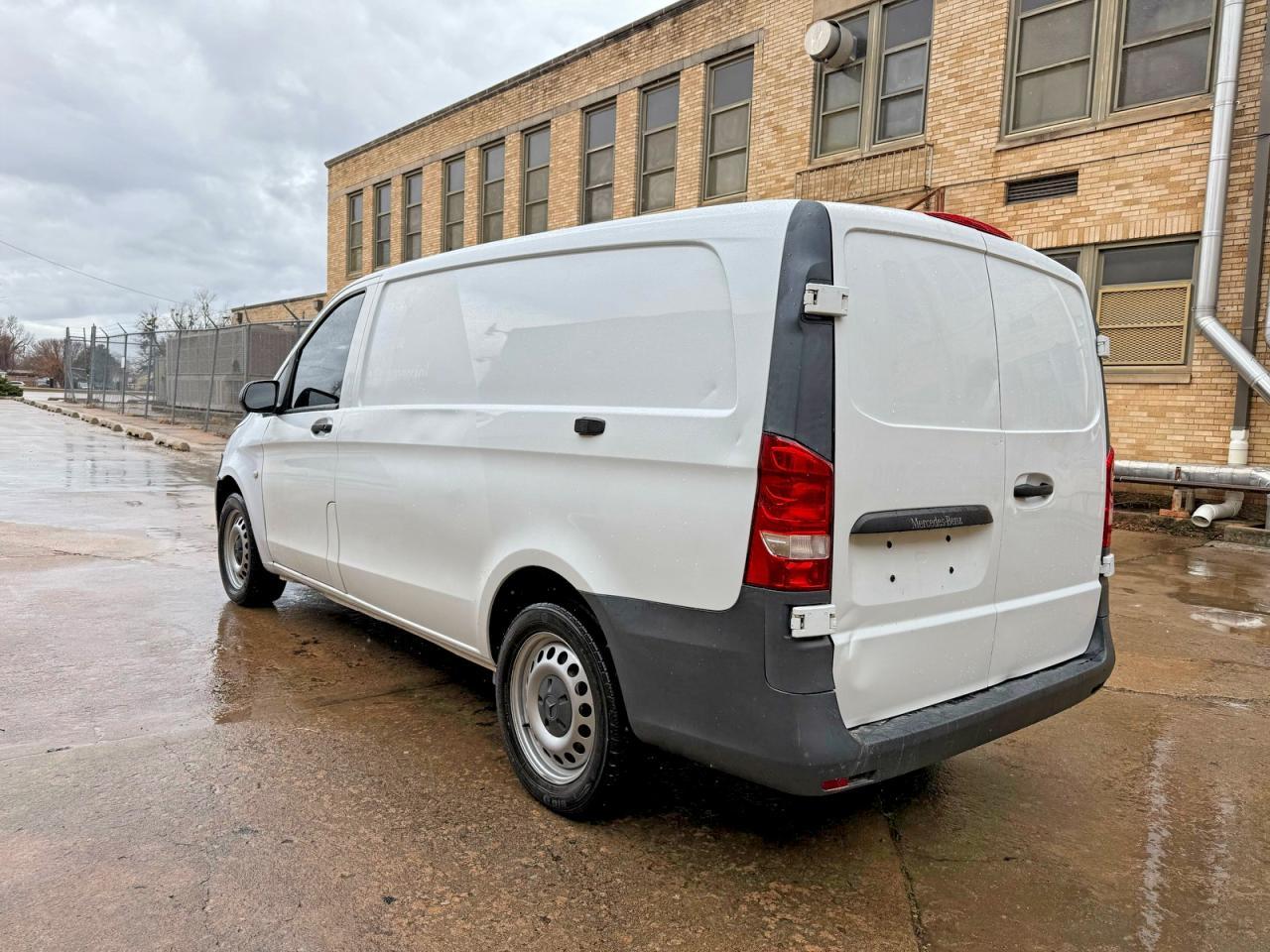 2017 Mercedes Benz Metris - Image 3