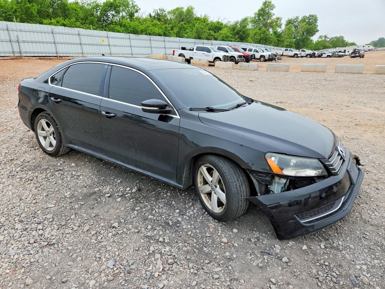 2013 Volkswagen Passat Se - Image 4