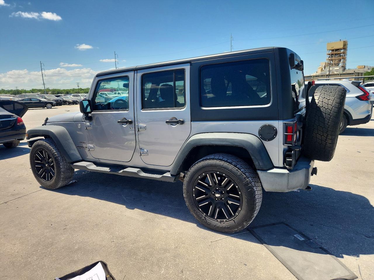 2014 Jeep Wrangler Unlimited Sport - Фото 2
