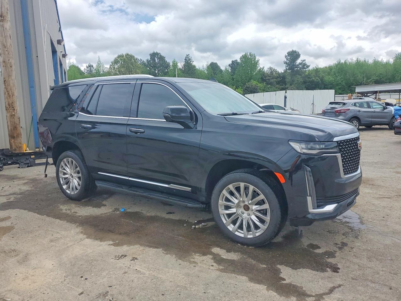 2024 Cadillac Escalade Premium Luxury - Image 4