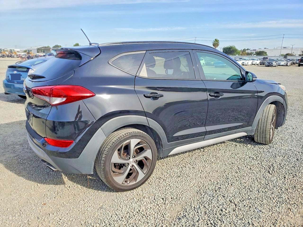 2017 Hyundai Tucson Value - Фото 3