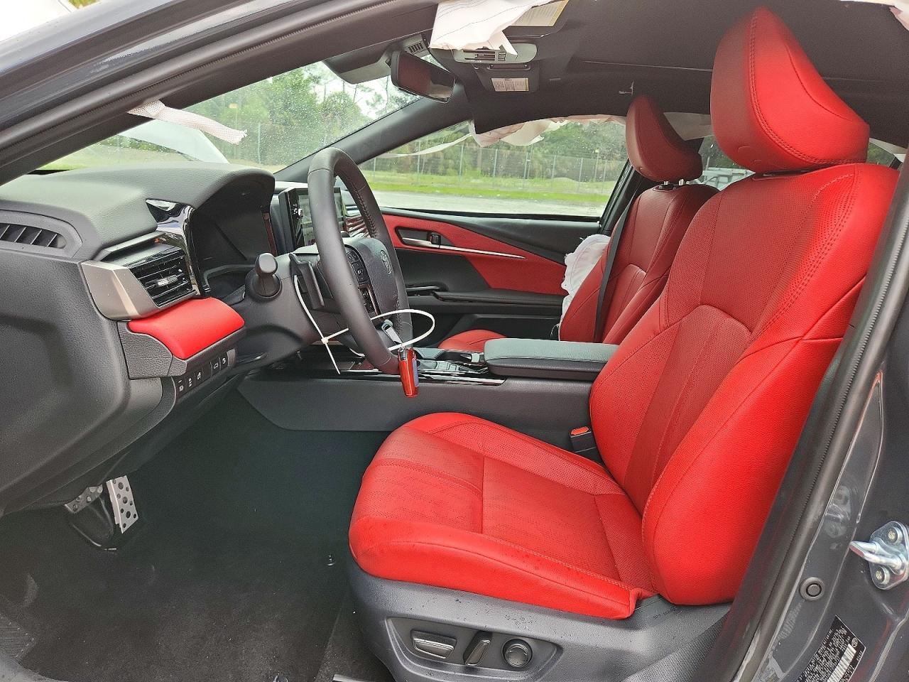 2026 Toyota Camry Xse - Image 7