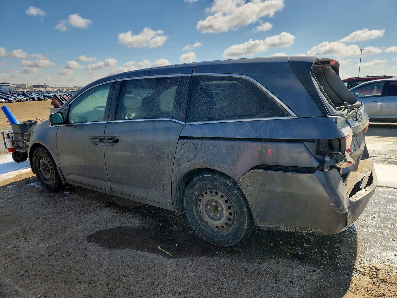 2013 Honda Odyssey Lx - Фото 2
