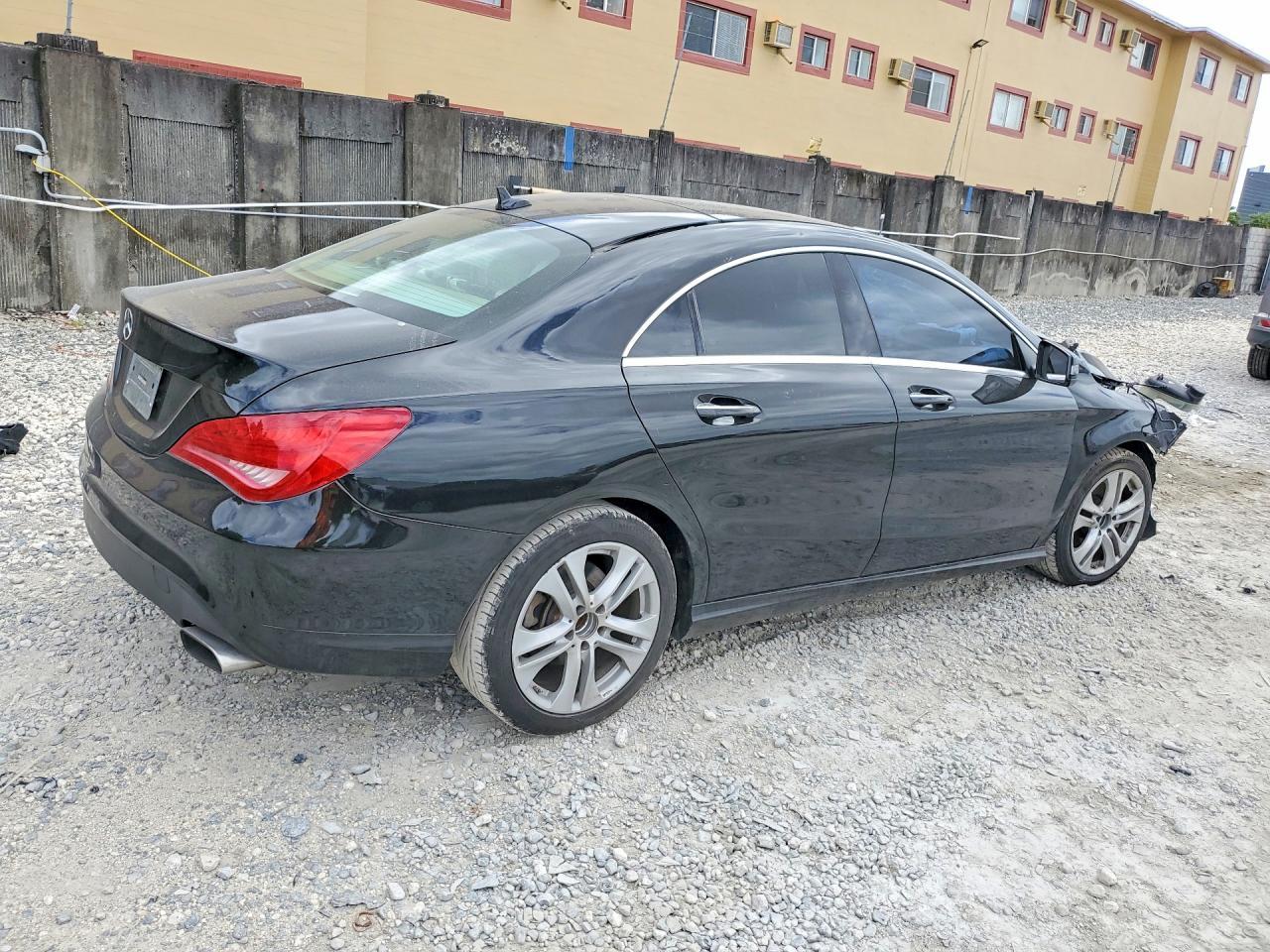 2016 Mercedes-Benz Cla 250 - Image 3